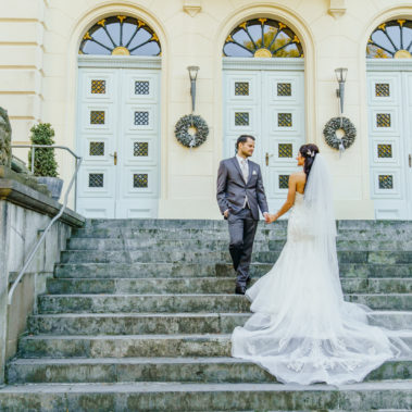 Hochzeitsfotos Köln – Brautjungfern und Blumenkinder Wolkenburg Köln