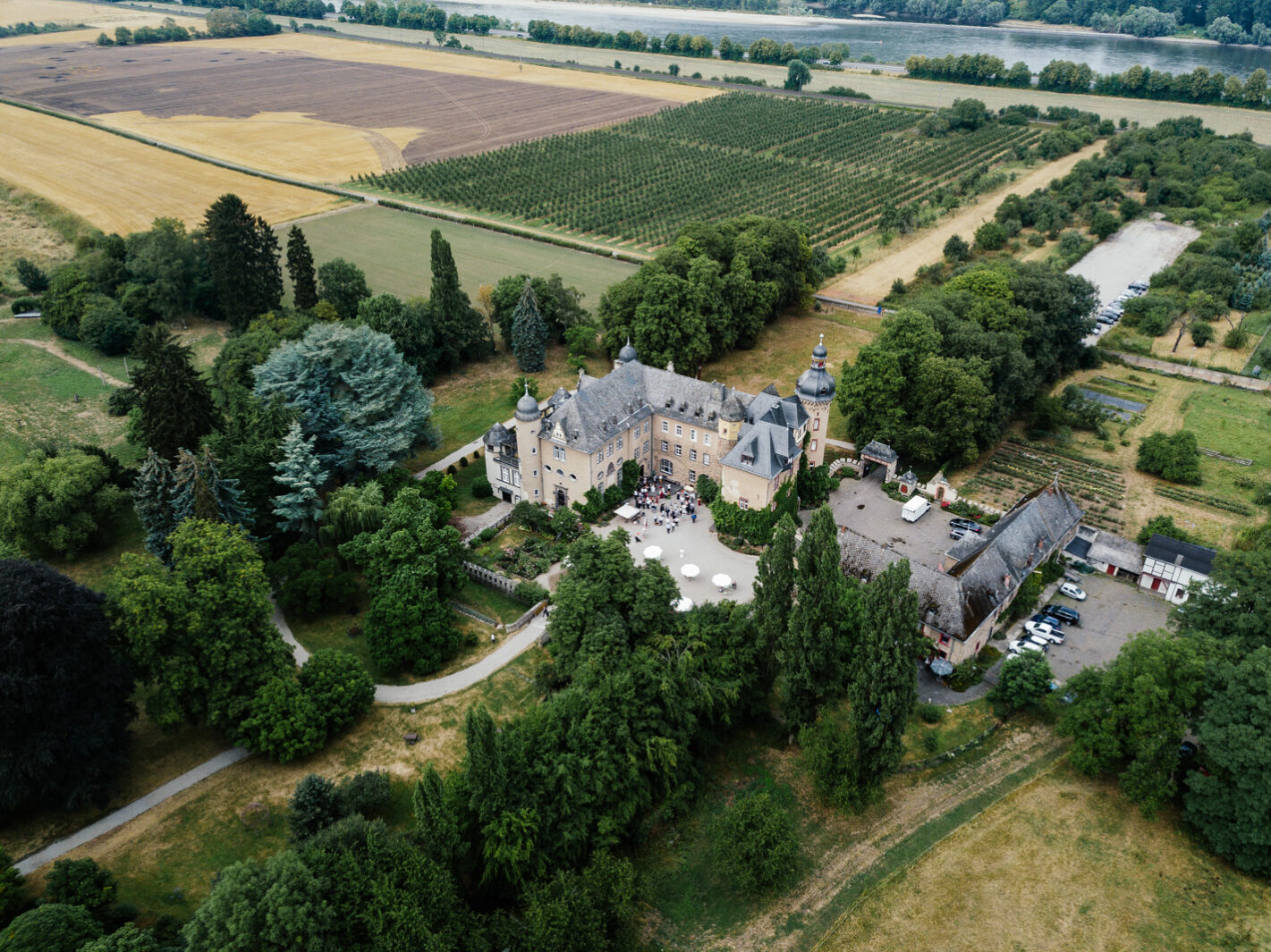 Hochzeitsfeier Burg Namedy Andernach, Hochzeitslocation