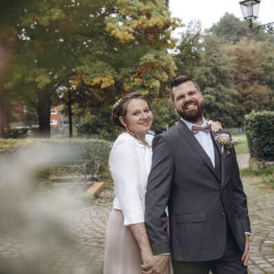 Paarfotos am Mühlenteich – Welsche Mühle Hochzeit Aachen